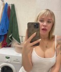 Rencontre Femme : Galina, 23 ans à Ukraine  Dnipro
